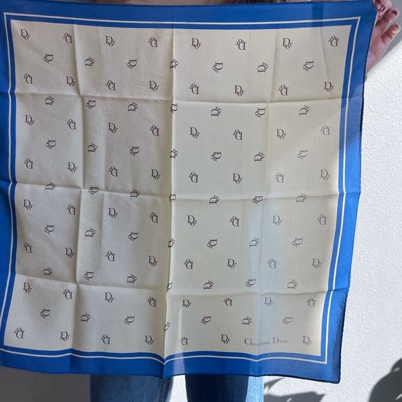 Authentic Dior mini scarf  in Trotter - Picture 8 of 10